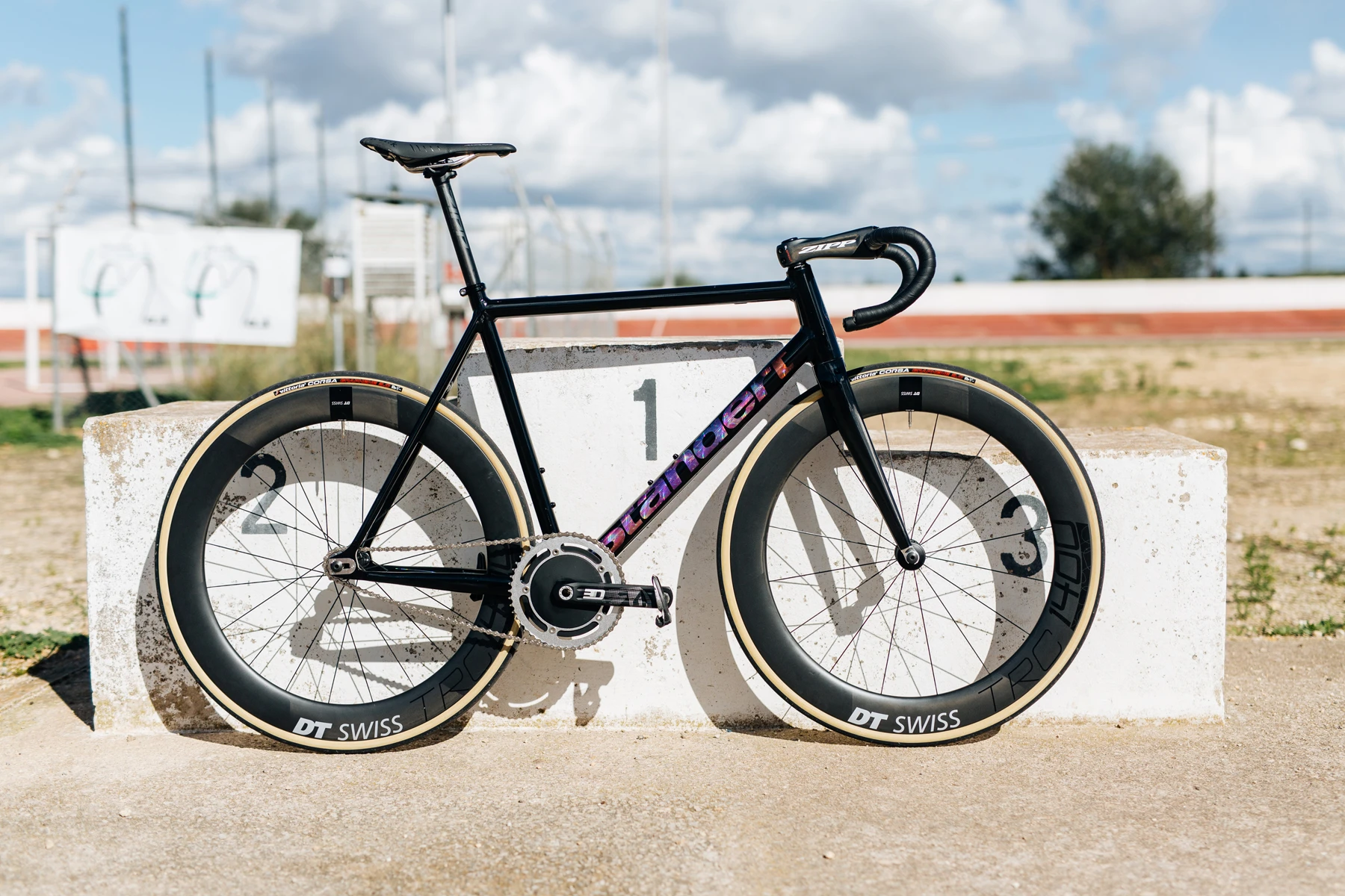 Umlaufbahn Track Bike by Standert