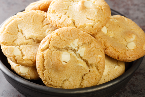 Buttery Chardonnay and White Macadamia Nut Cookies