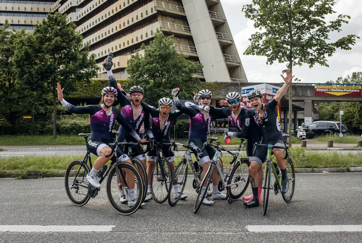 Team Standert and Crit Racing in Hamburg