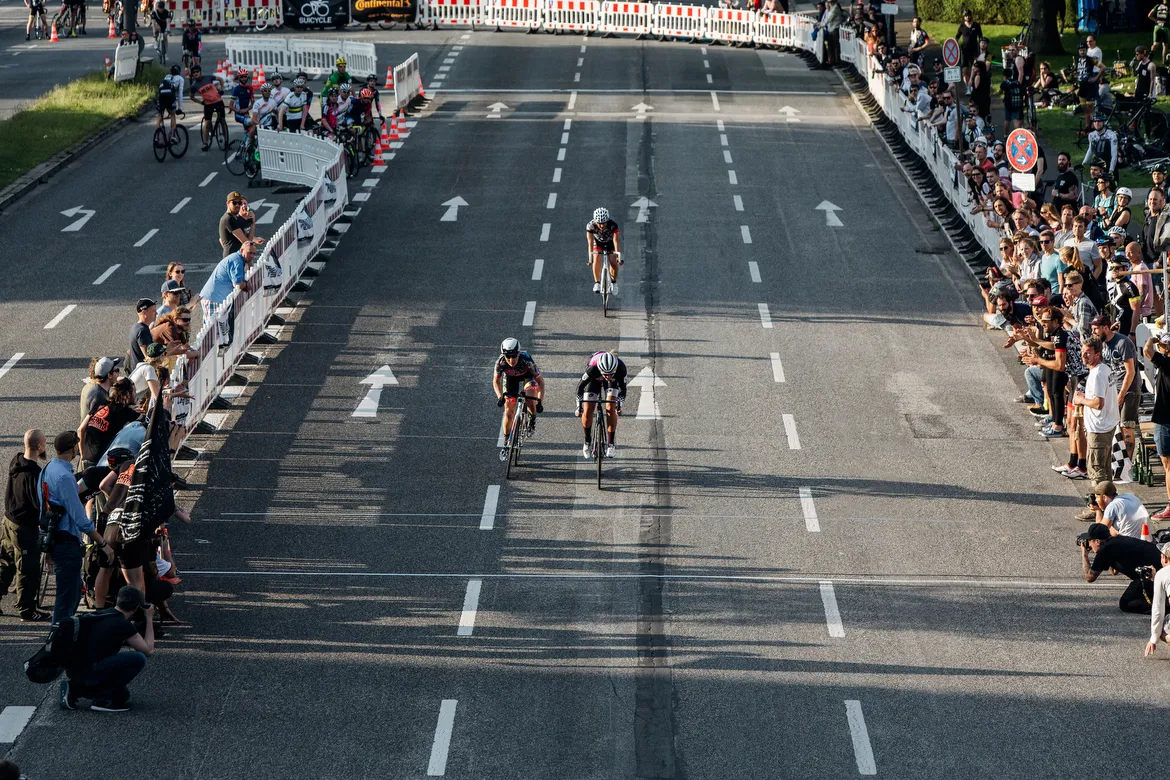 Team Standert and Crit Racing in Hamburg