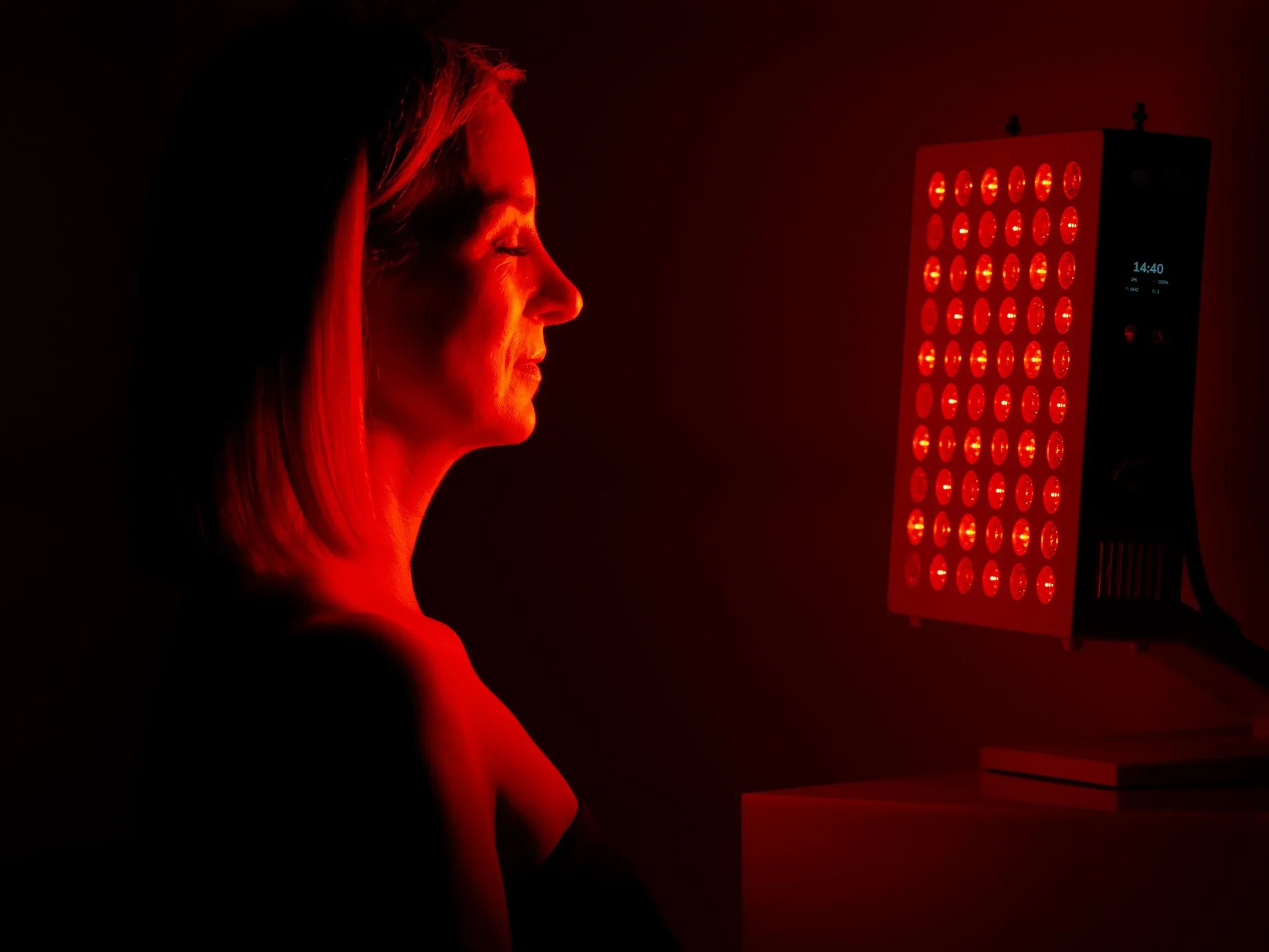 Best Time to Use Red Light Therapy on Face?