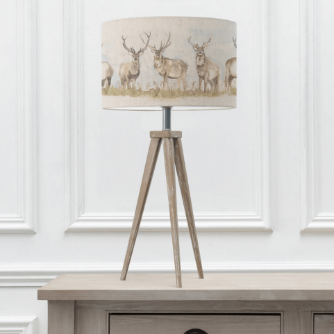 How to Fit a Lampshade to a Table Lamp
