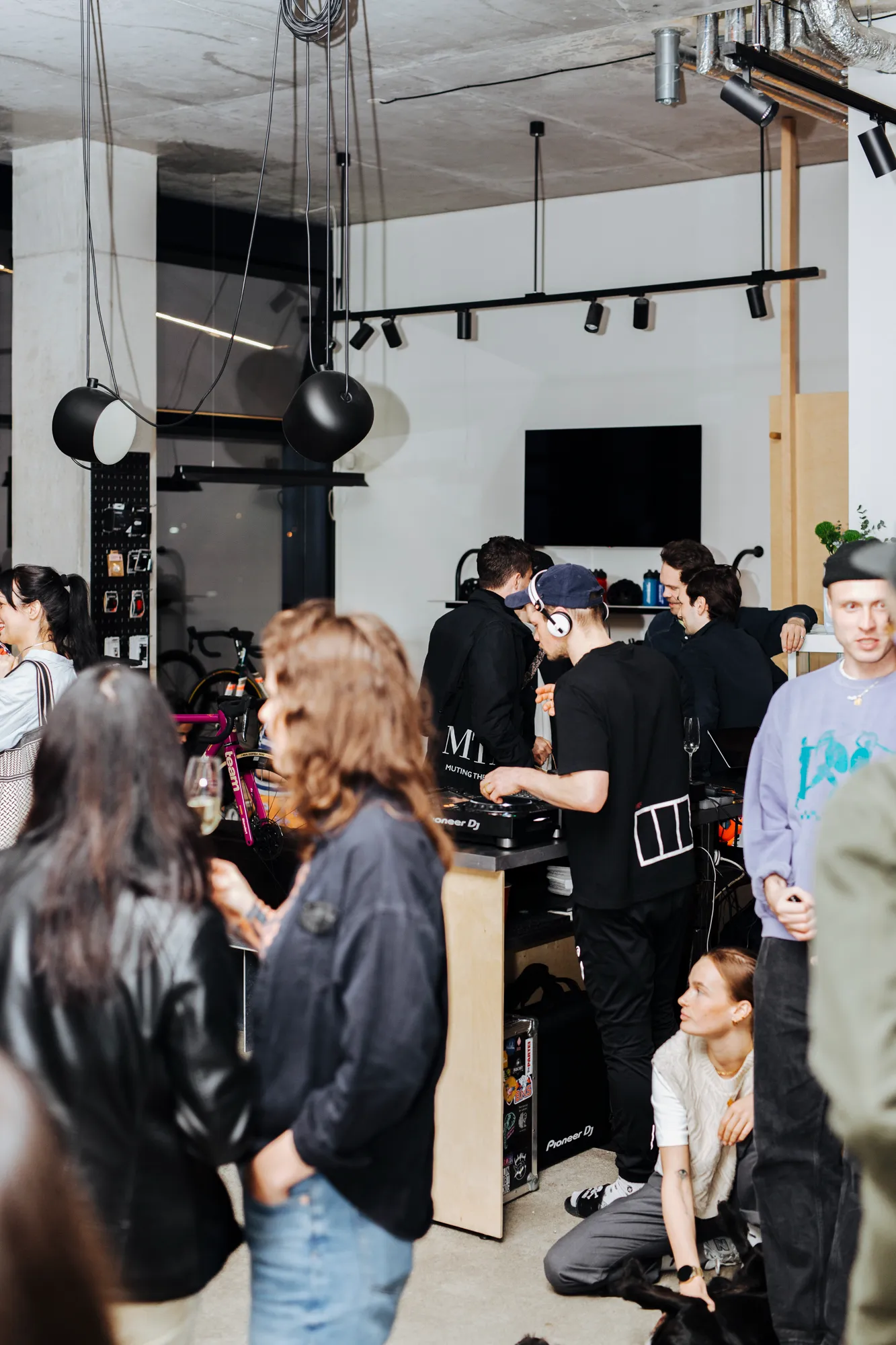 Standert Cycling Hub Launch