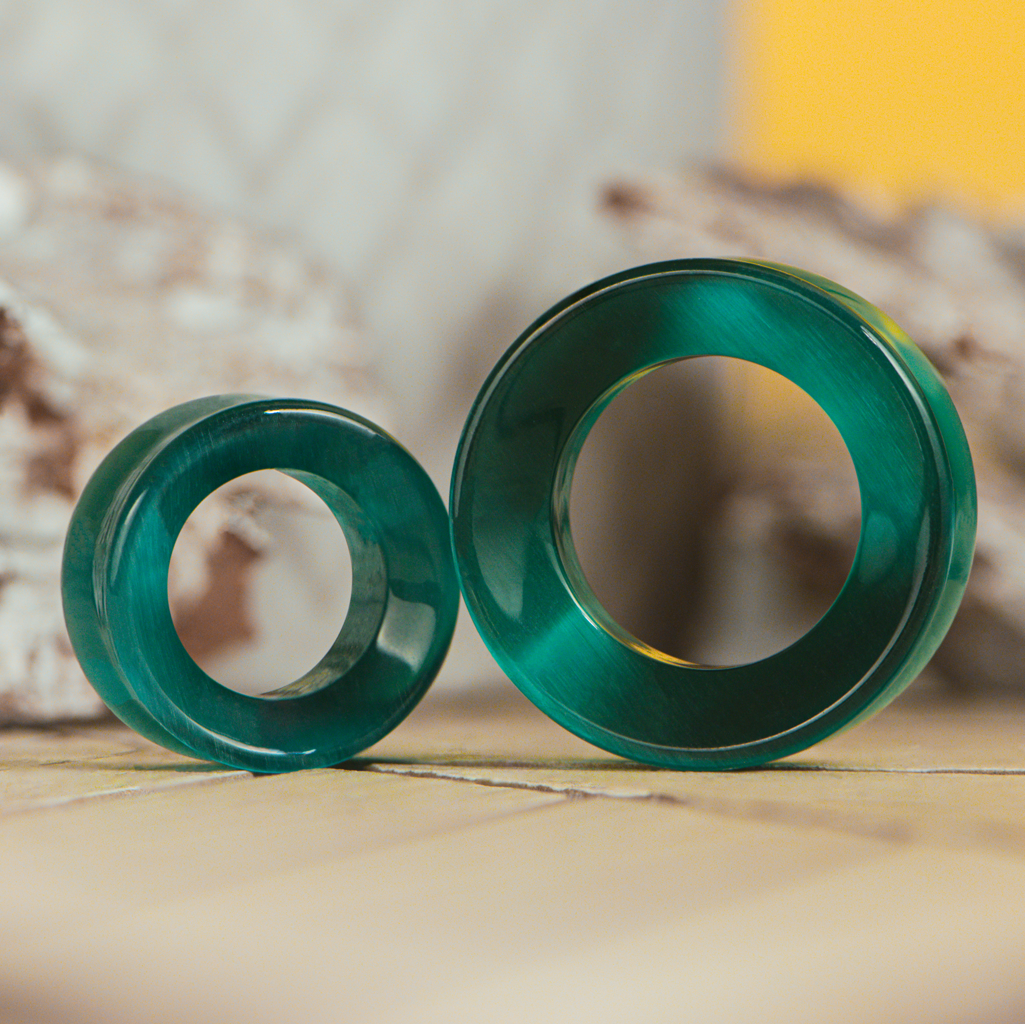 Unique  Green Cats Eye Glass Ear Tunnel
