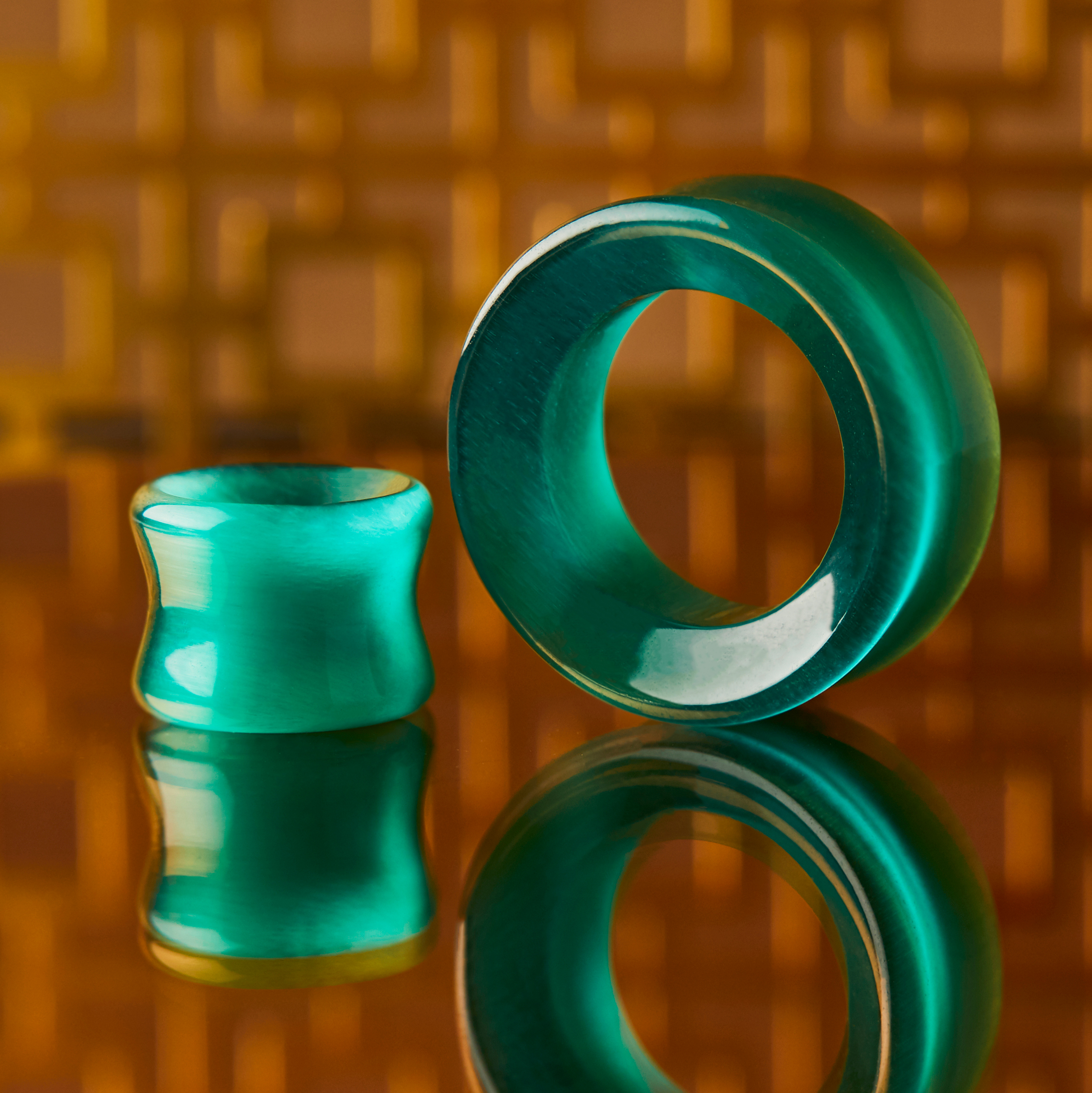 Nice  Green Cats Eye Glass Ear Tunnel