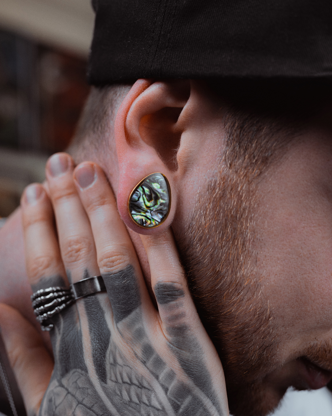 High quality  Abalone & Gold Steel Teardrop Plug / Gauge