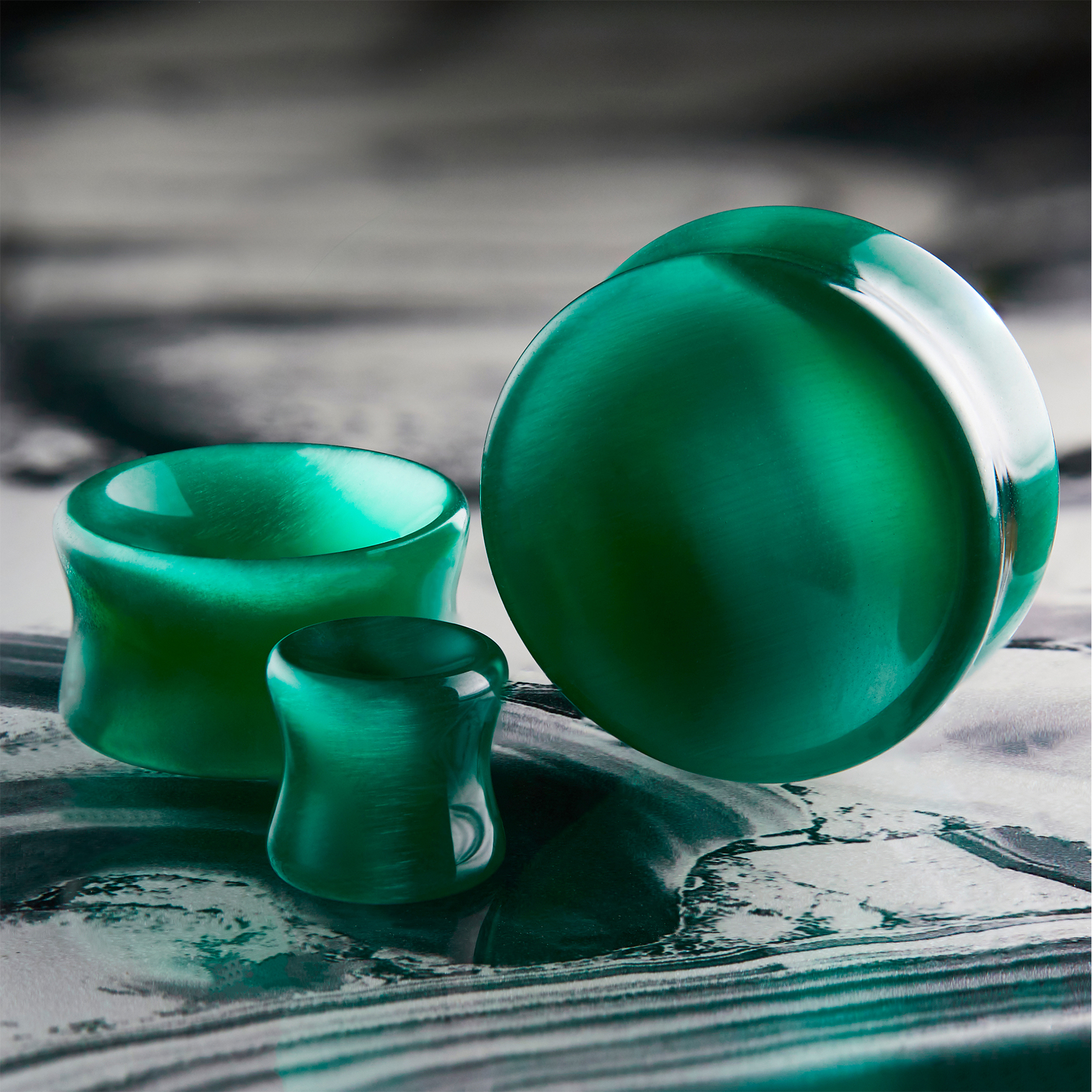 pretty  Green Cats Eye Glass Plug Stretched Ears Jewellery / Gauge