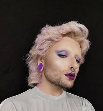 Alternative Iridescent Purple Coffin  Glass Plug / Gauge