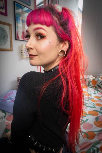 Unique Rose Gold Black Inlay Screwback Stainless Steel Ear Tunnel