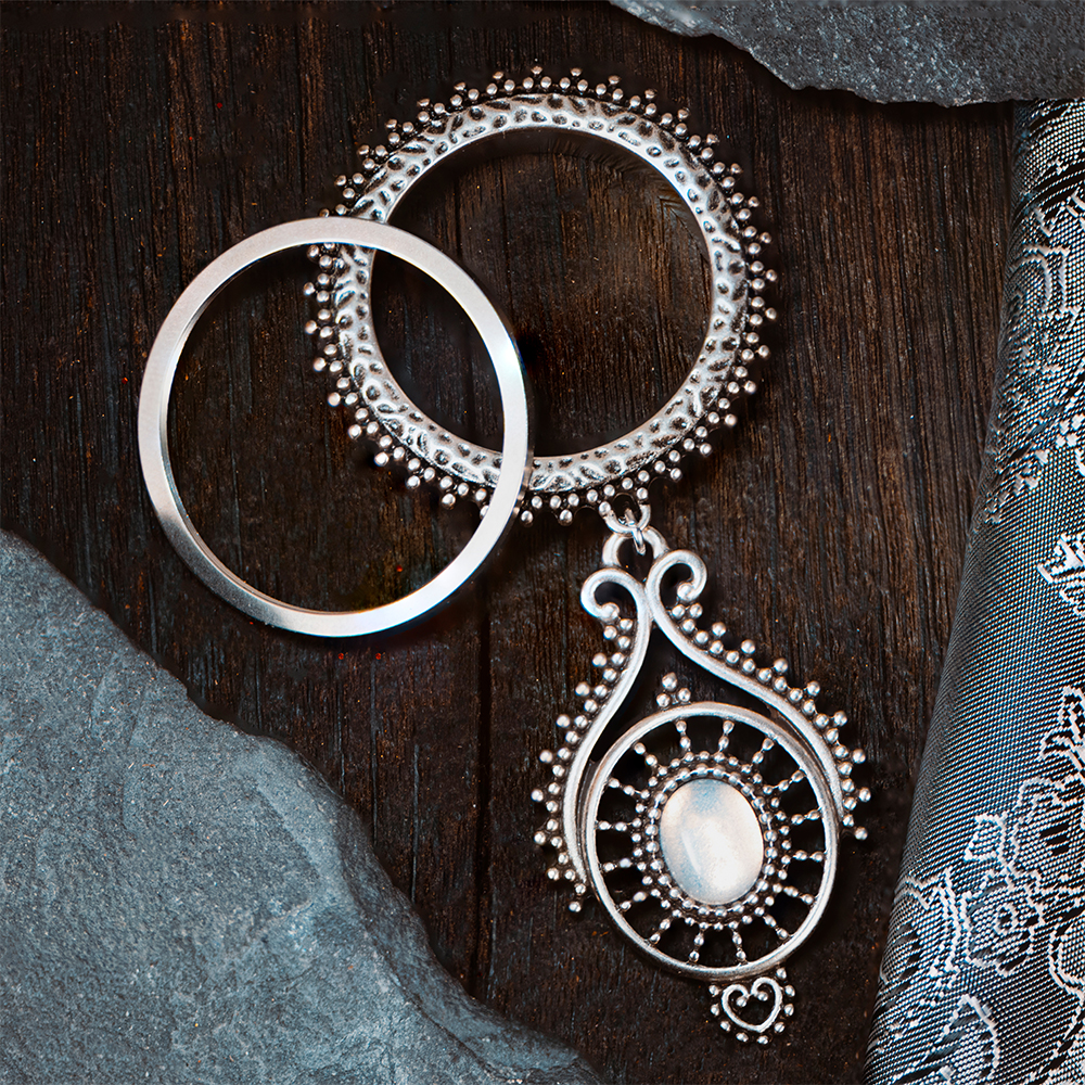  Verzierter Opal- und Silver Dangle Plug / Tunnel / gauge