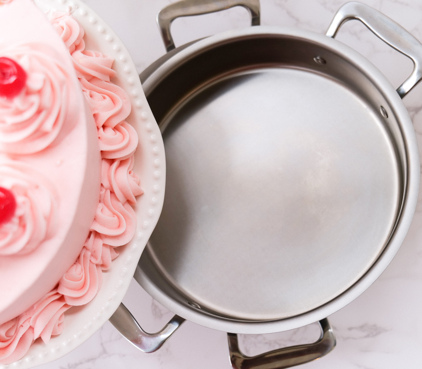 9 Inch Round Cake Pan with No Handles | 360 Cookware