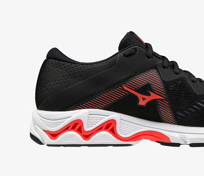 mizuno wave equate m