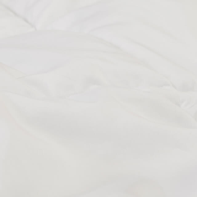 Close up image of the Slumber Cloud Core Mattress Pad outer material