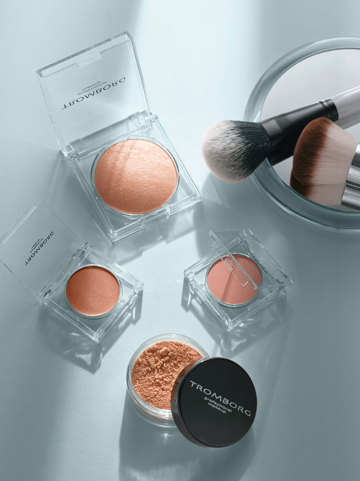 MAKEUP