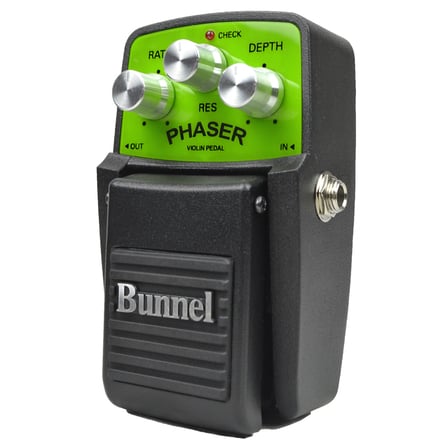 Bunnel Phaser Effects Pedal in action