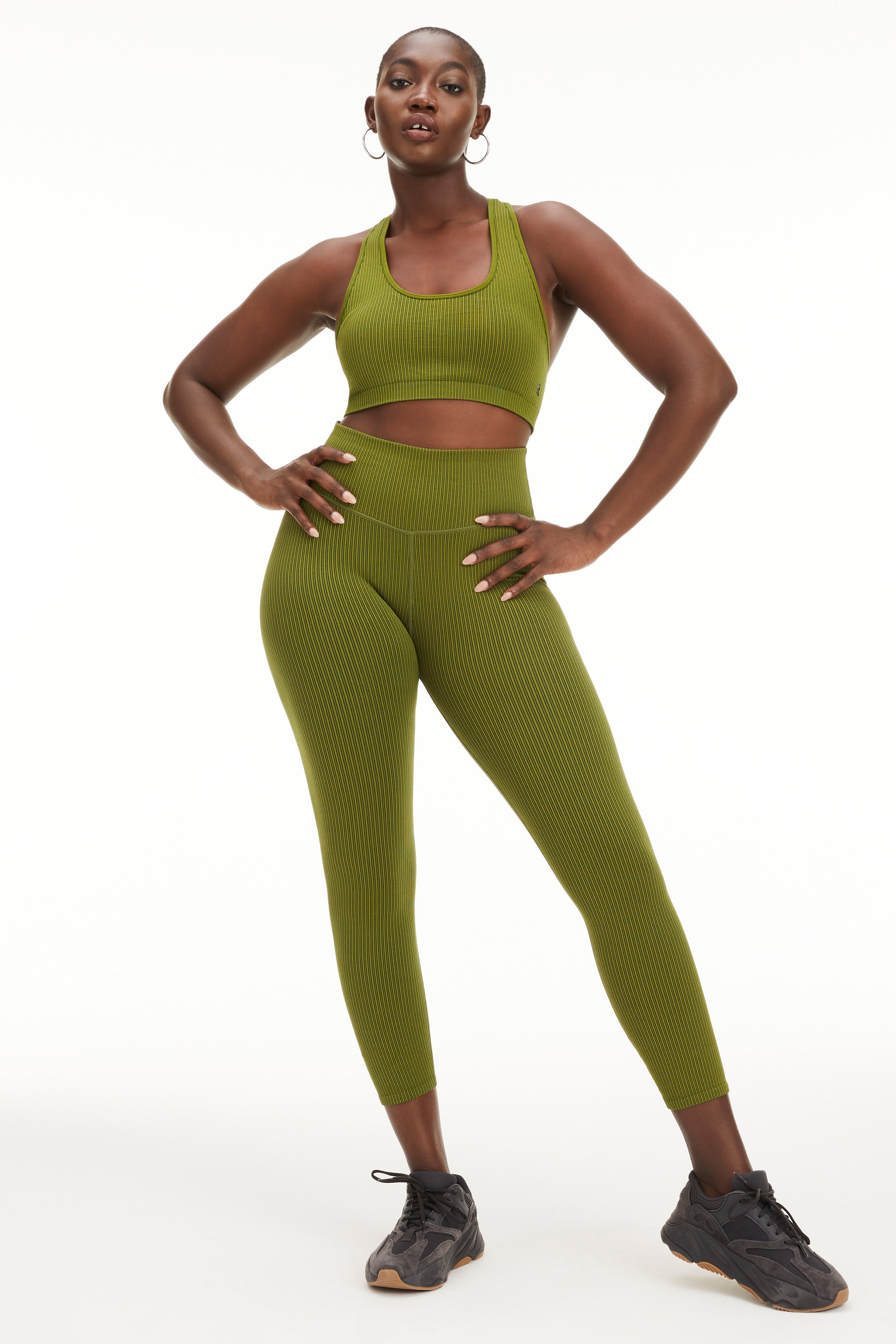 Styled With feature image for product SEAMLESS CORE POWER LEGGING | PESTO001