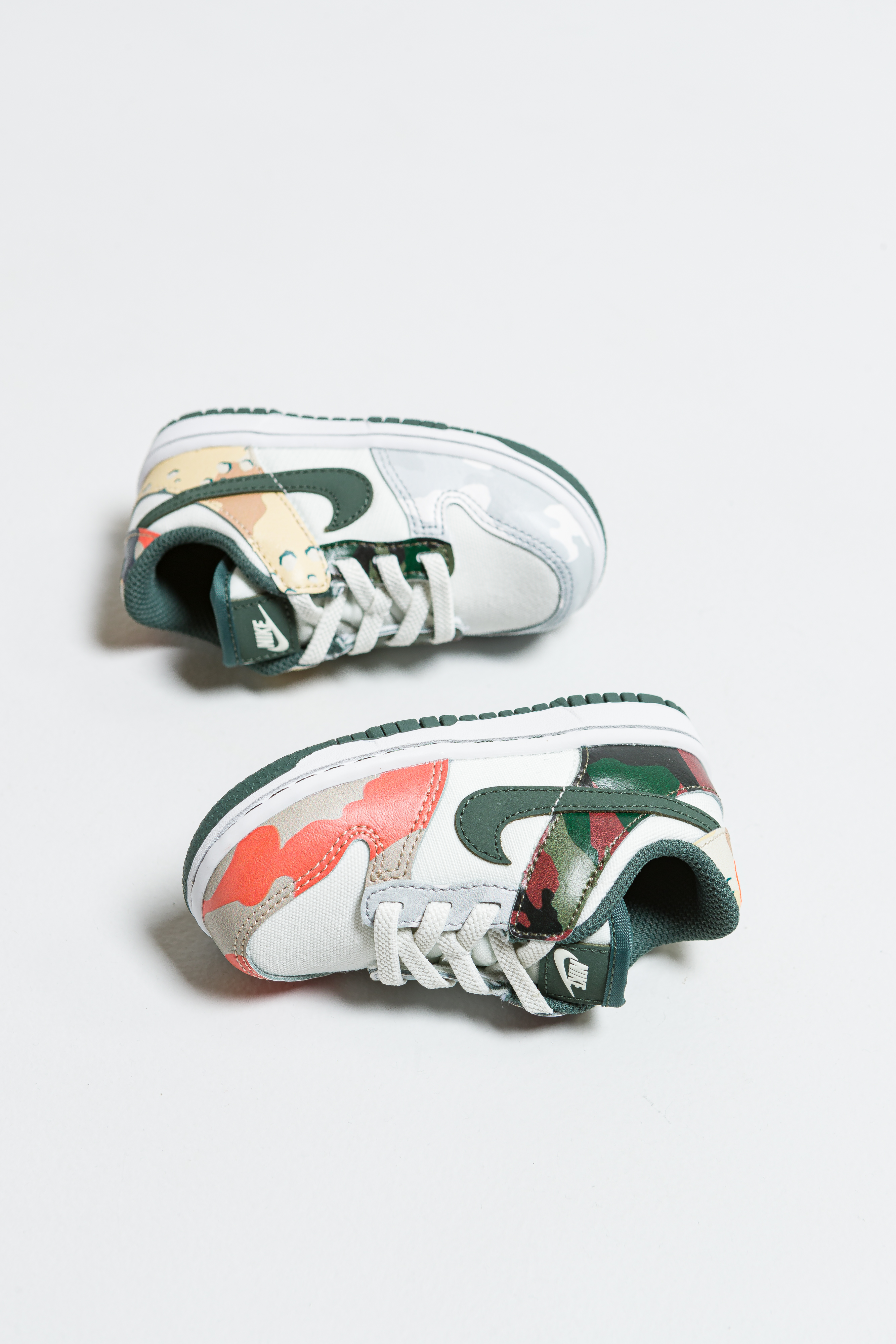 Nike - Dunk Low SE (TDE) - Sail/Vintage Green - Up There