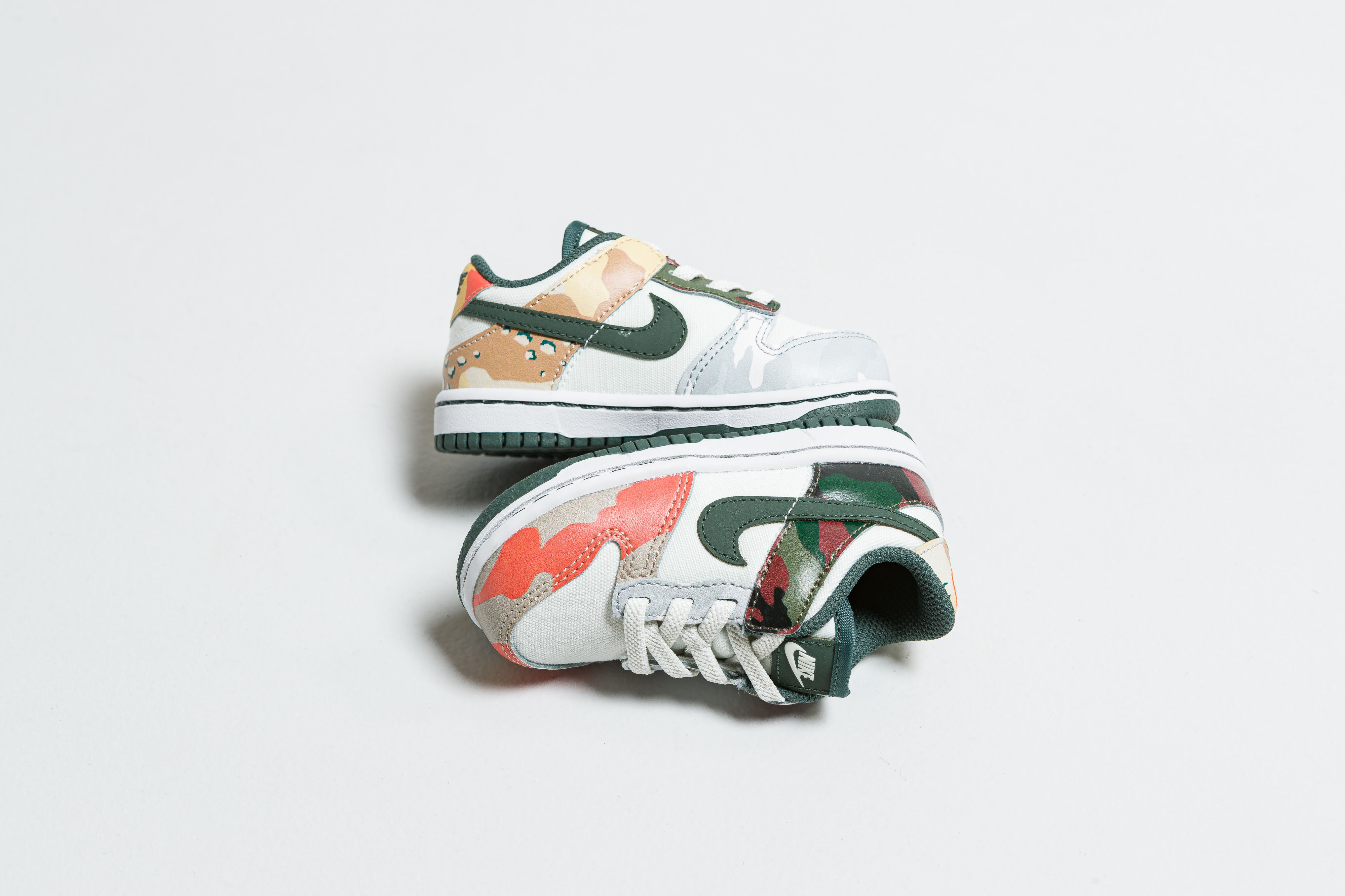 Nike - Dunk Low SE (TDE) - Sail/Vintage Green - Up There
