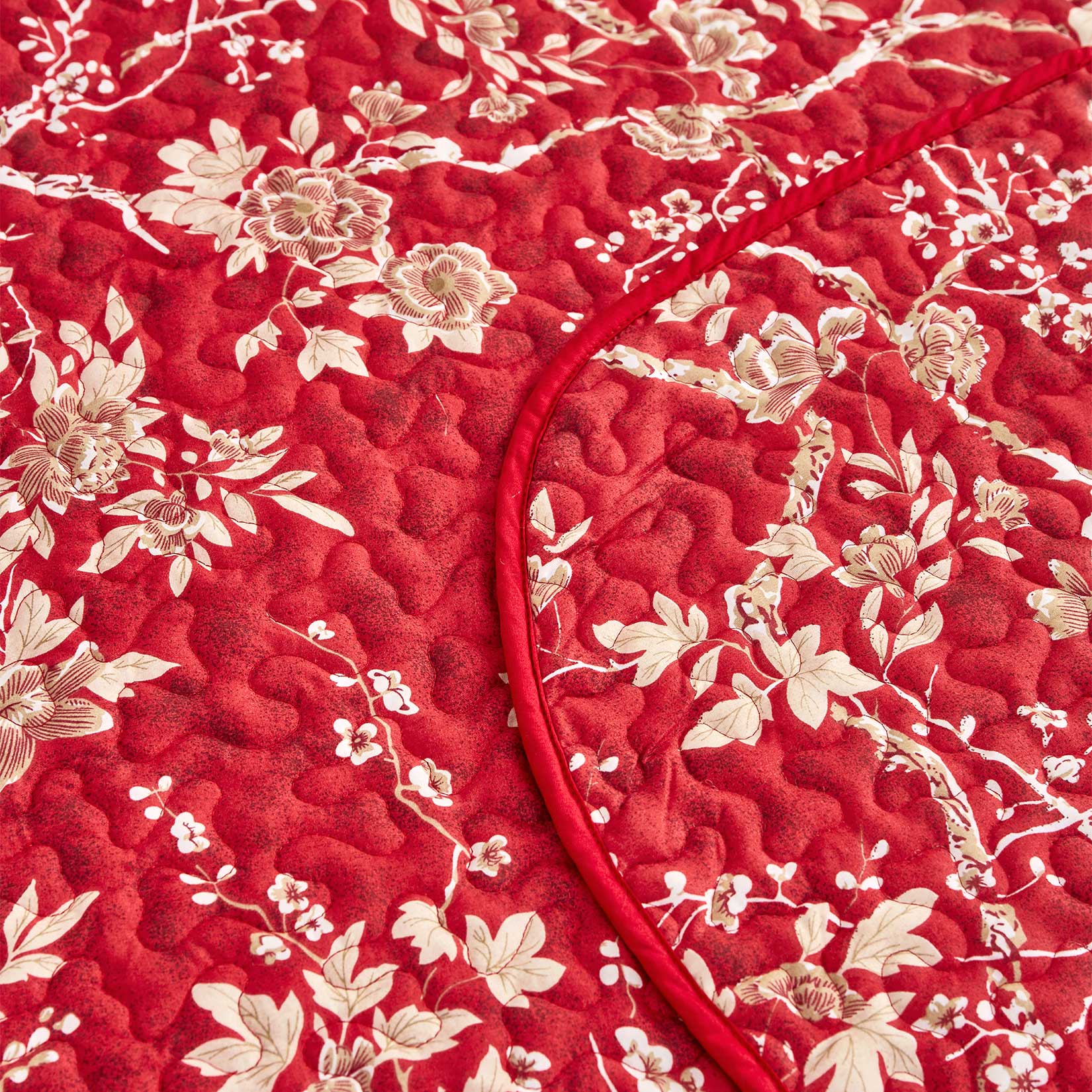 Red Floral Microfiber Quilt Set