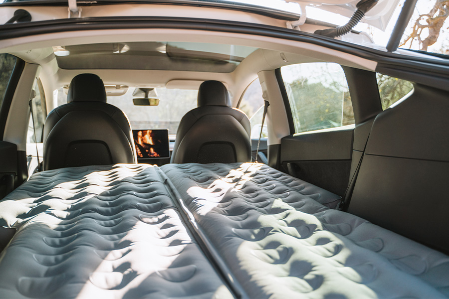 Luno AIR Vehicle Mattress Tesla Model Y Luno air vehicle mattress tesla model y