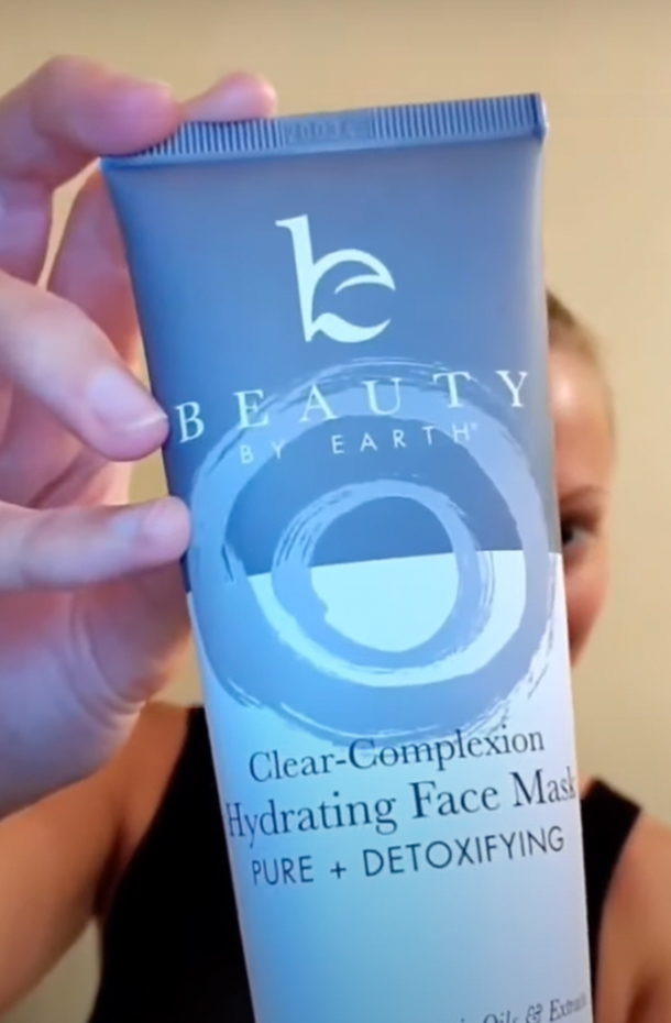 Beauty by Earth hydrating face mask