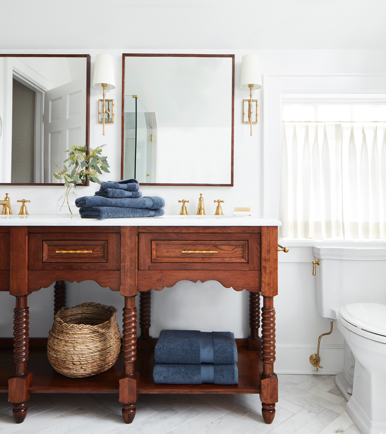 Bath with Plush Towel Set in Mineral