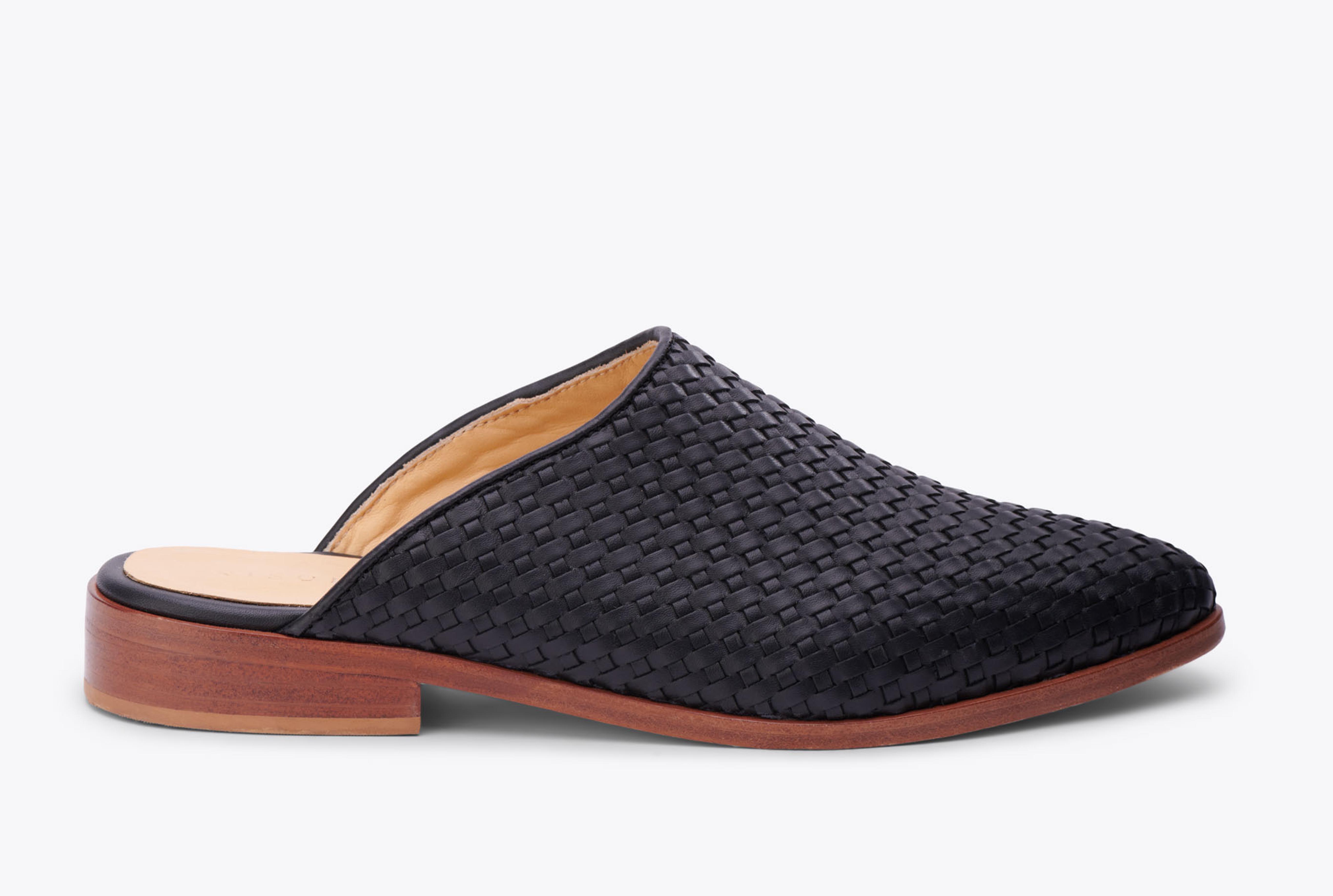 Nisolo Ama Woven Mule Woven Black - Every Nisolo product is built on the foundation of comfort, function, and design. 