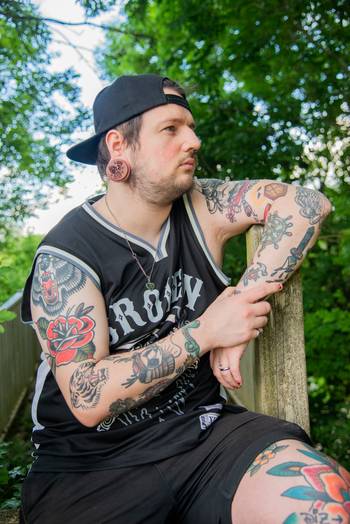 Burning Rook Tattoo Plug / Gauge - Saba Wood | Doppelaufgeweitet mit flachem Gesicht