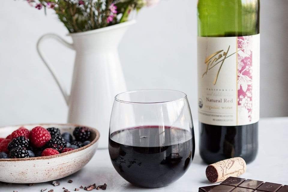 A Complete Guide to Resveratrol: The Secret Weapon to Slow Aging