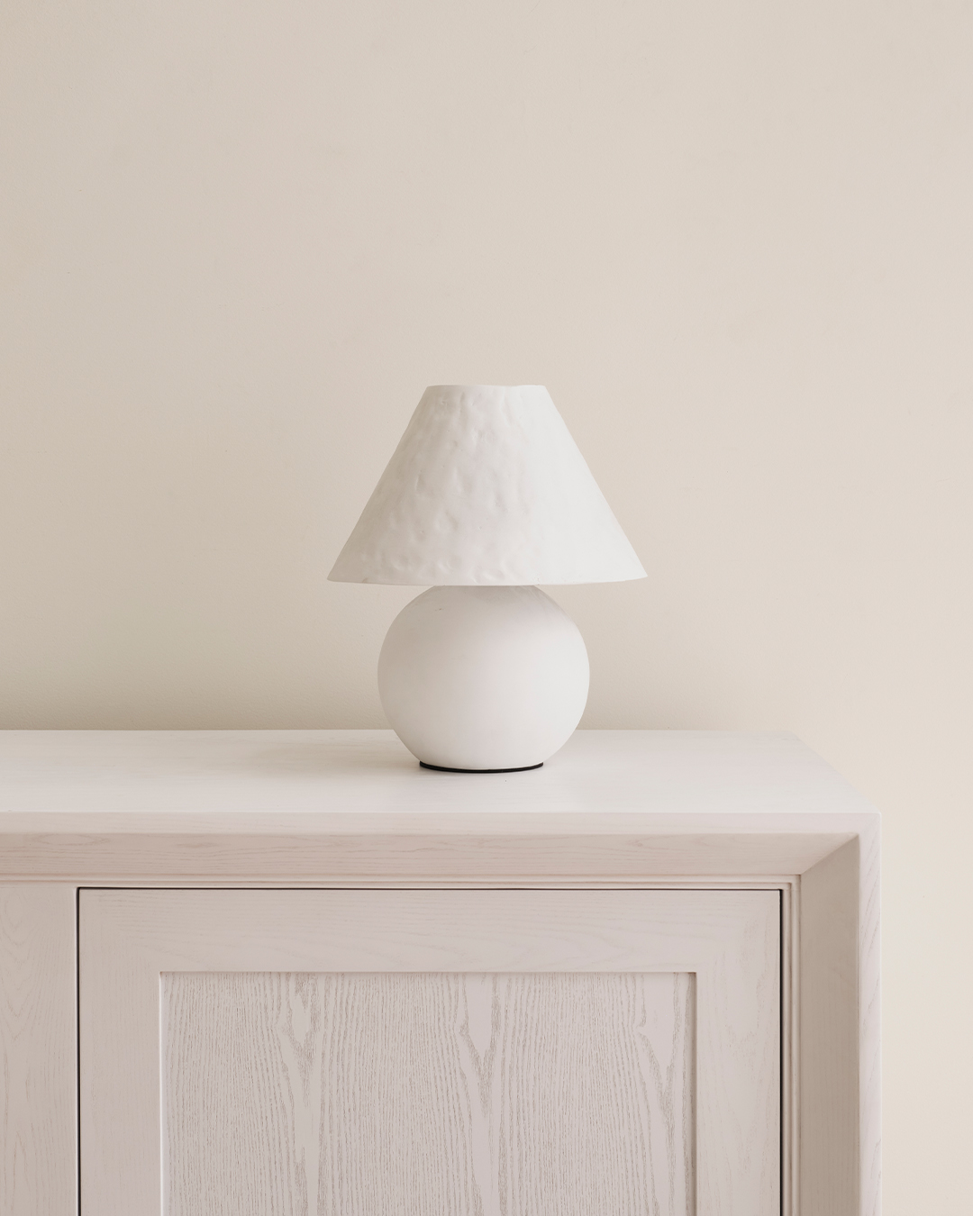 Resin Pelleni Lamp