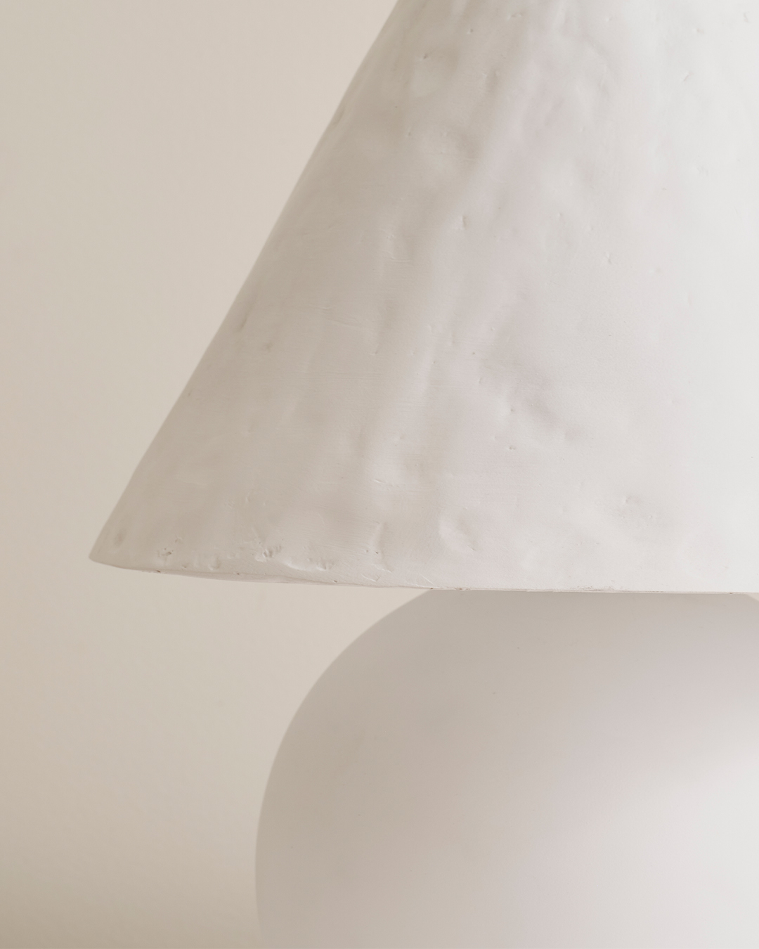 Resin Pelleni Lamp