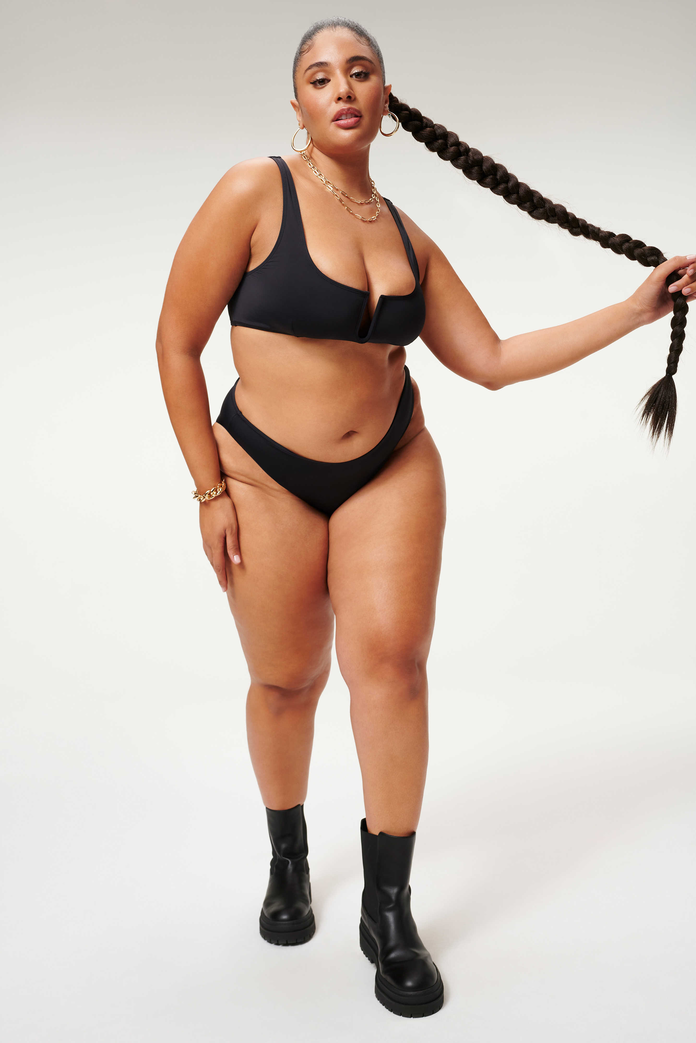 U RING VEGAS TOP in BLACK001 styled with our MATTE GOOD WAIST CHEEKY in BLACK001,