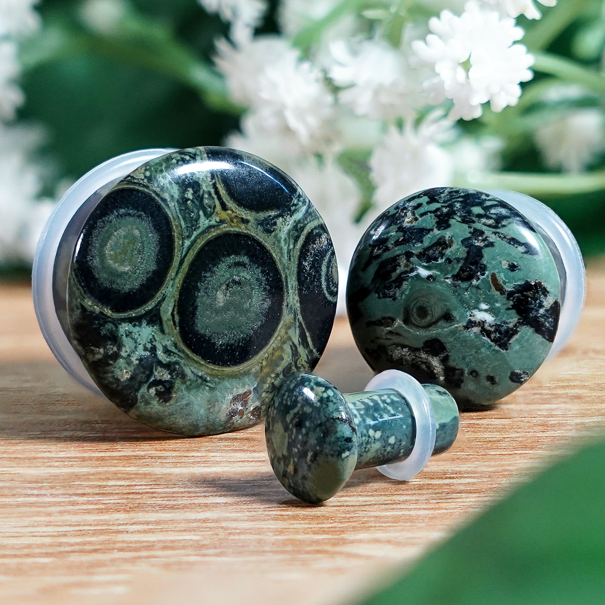 alternative  Green Eye Jasper Single Flare Stone Plug / Gauge