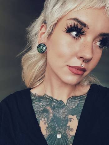 Girl wearing pretty Green Eye Jasper Single Flare Stone Plug / Gauge