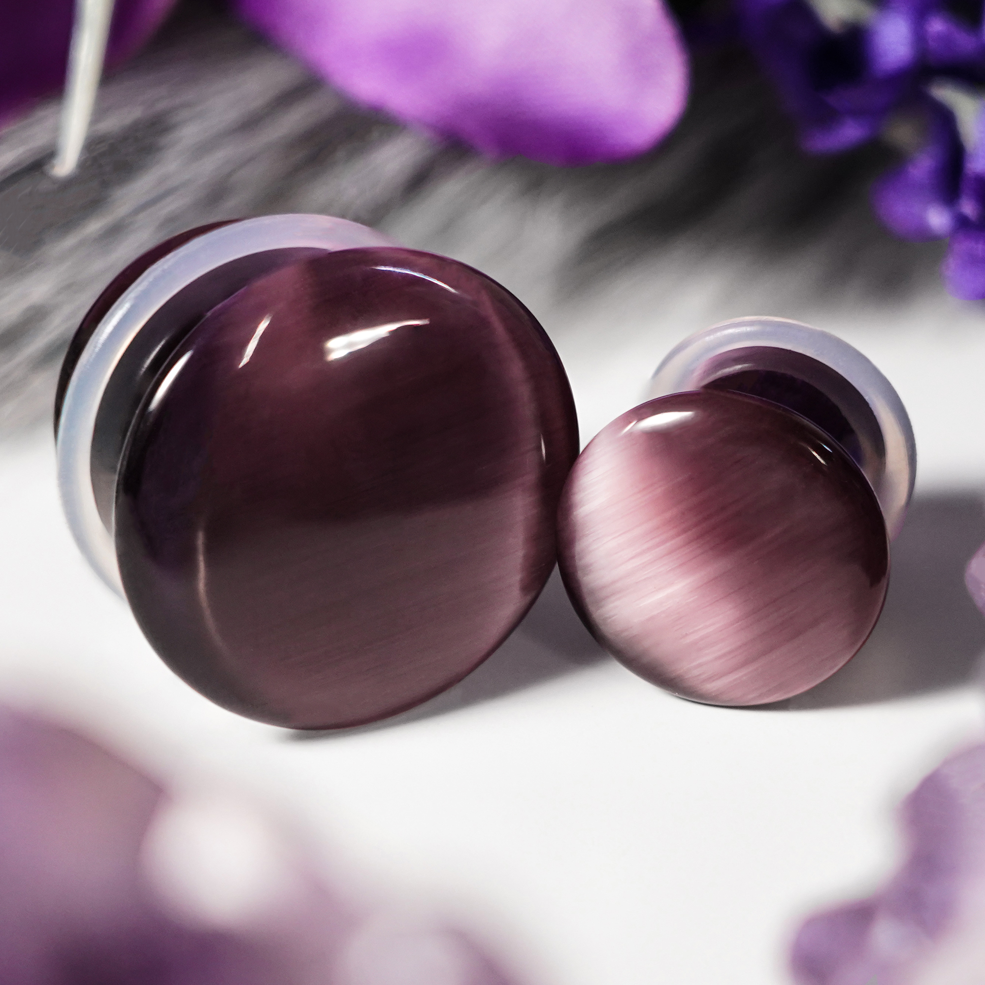 pretty  Purple Cats Eye Single Flare Glass Plug / Gauge