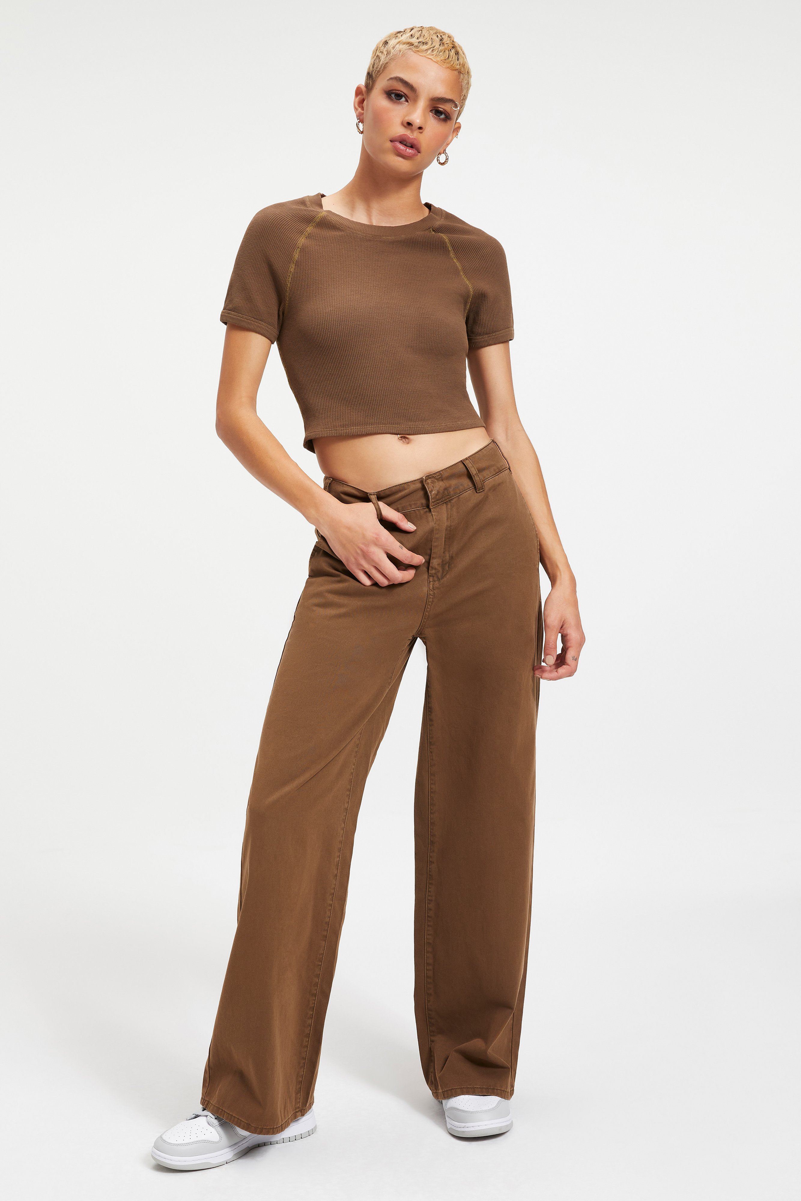 Styled With feature image for product THERMAL CROPPED TEE | FOG001