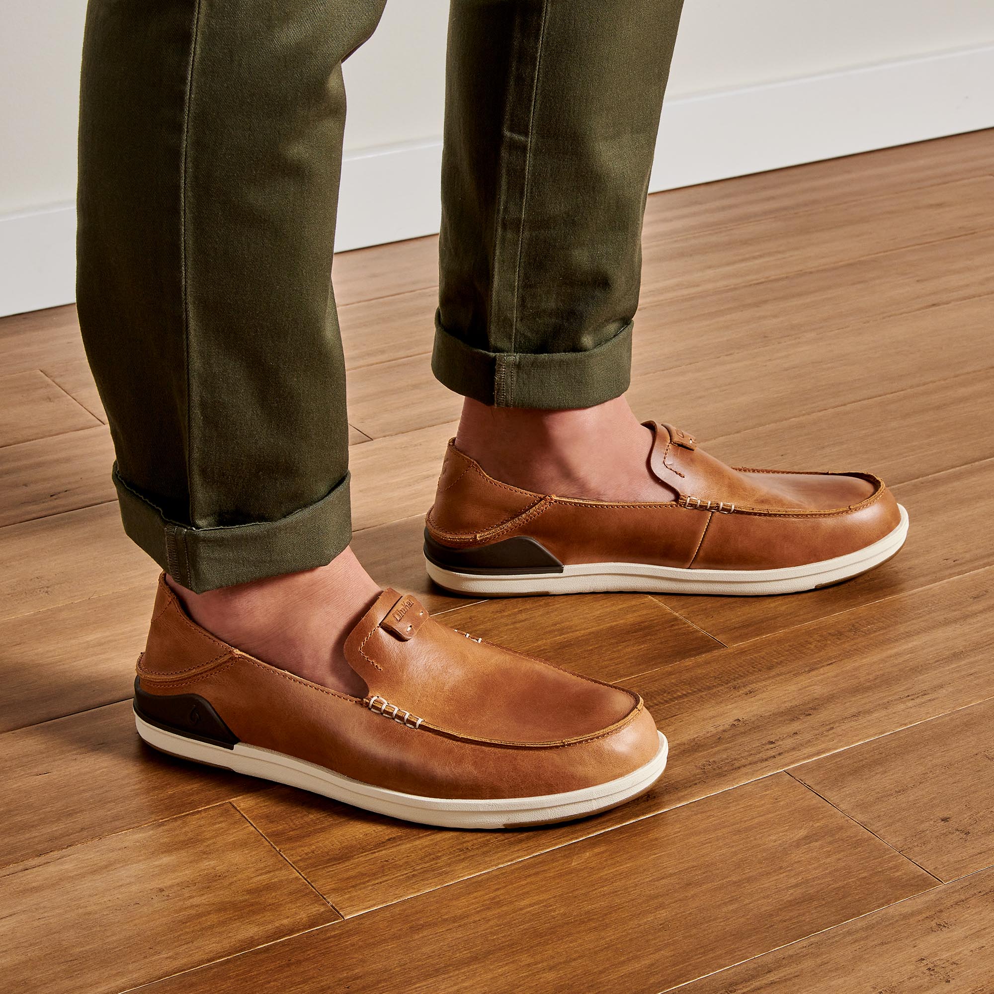 olukai women's loafers