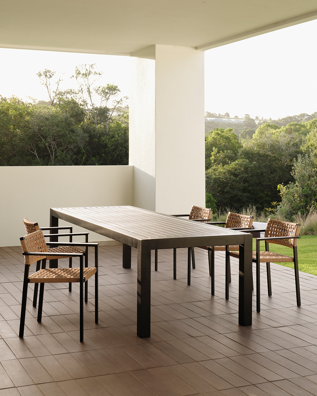 Outdoor Delphi Dining Table