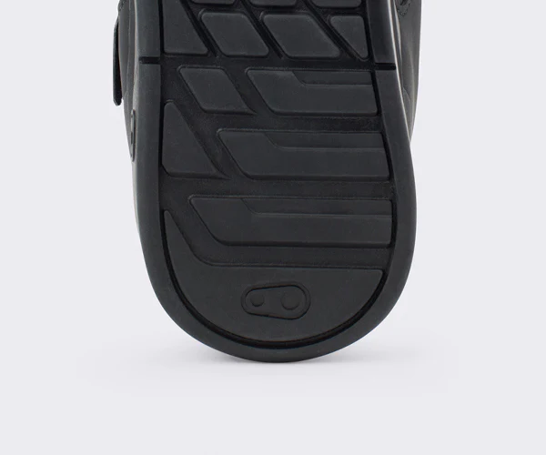 Mallet Speed Lace Clip-In Shoes - Black/White