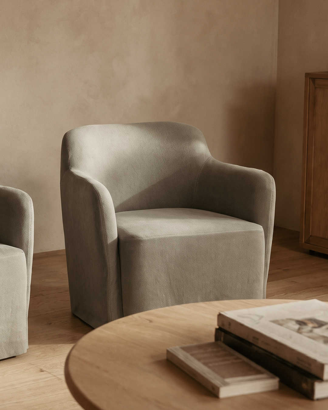 Tulla Armchair