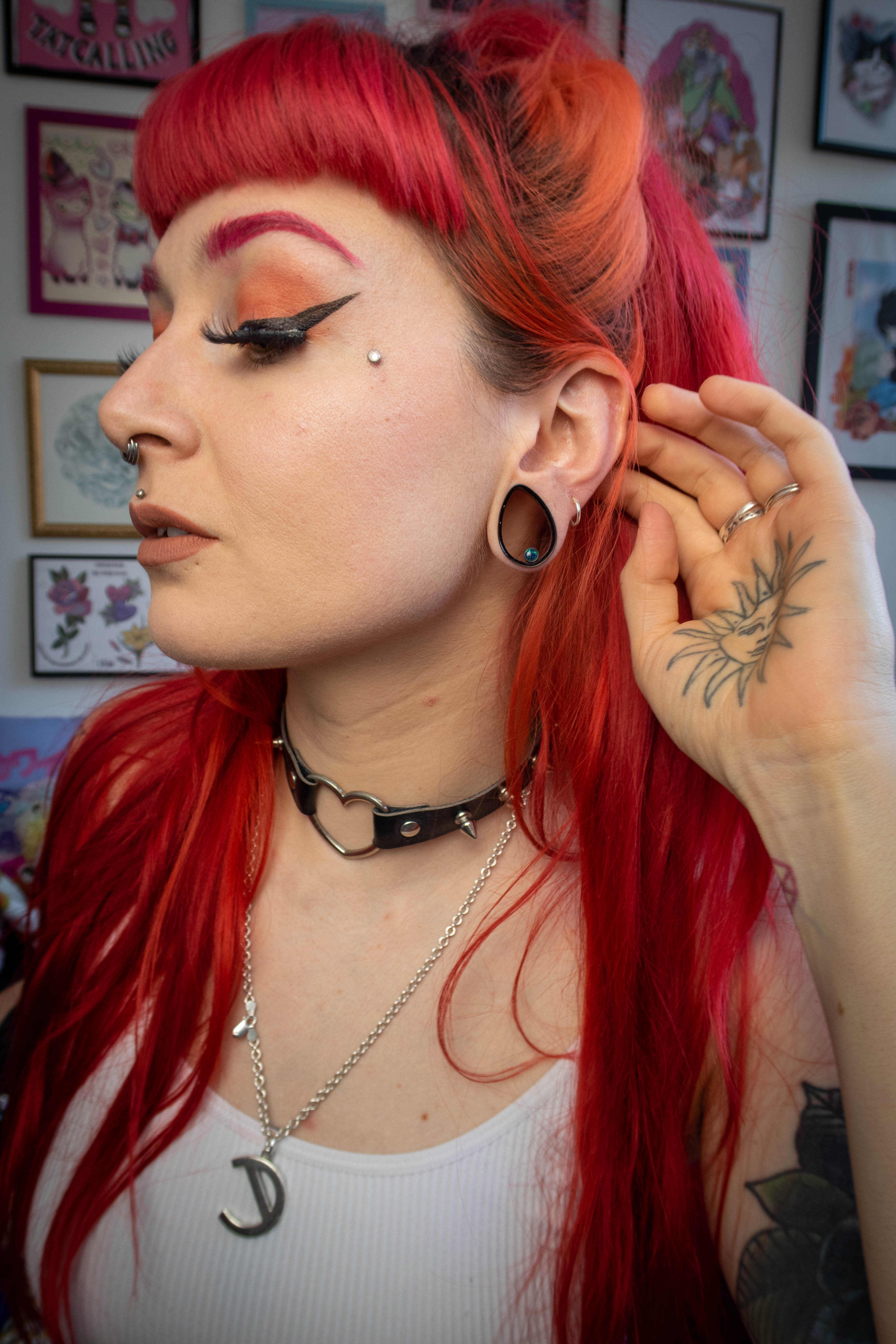 Women wearing alternative  Blue Opal & Black Steel Teardrop Tunnel / Plug / Gauge