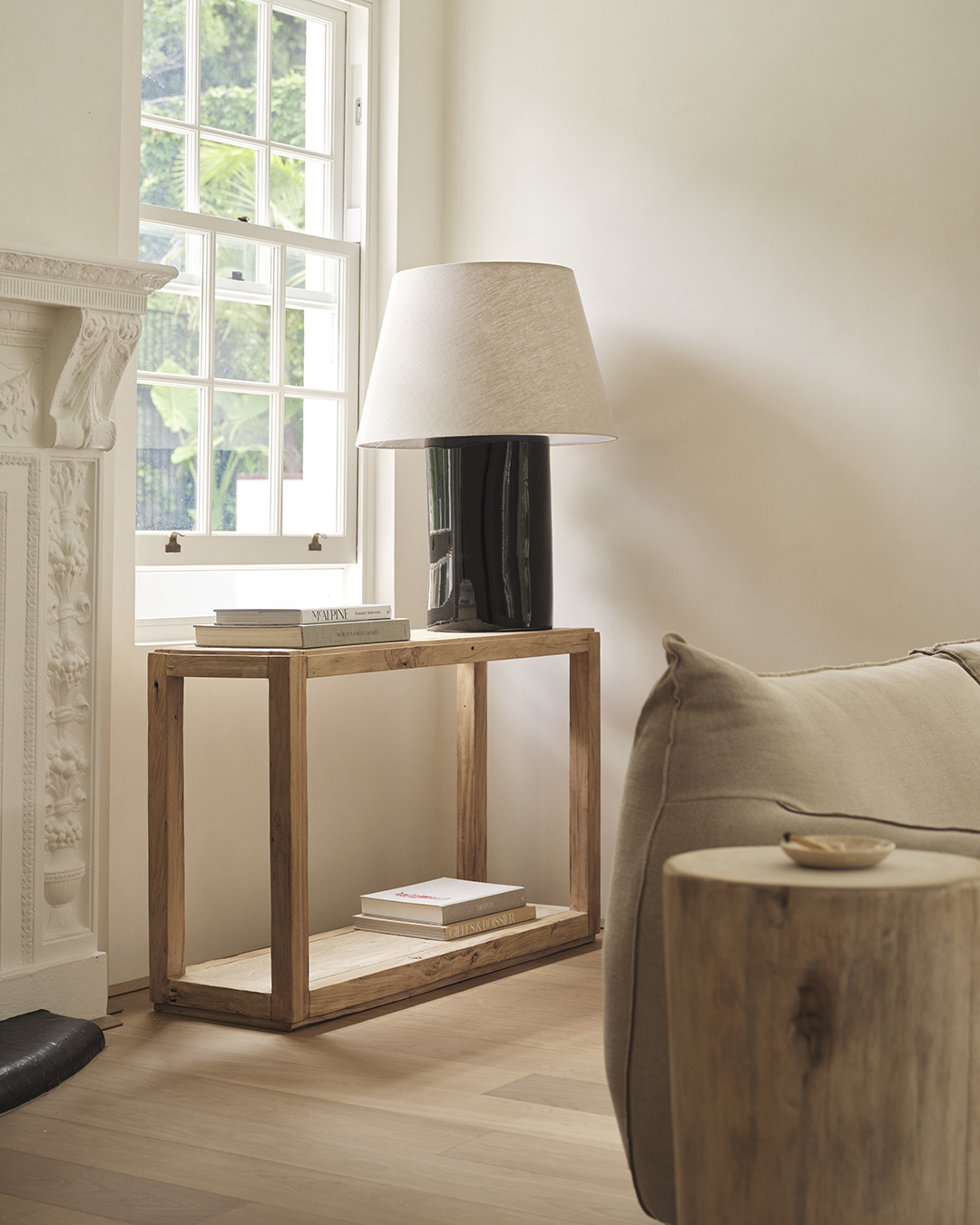 Jean De Black Lamp - Large