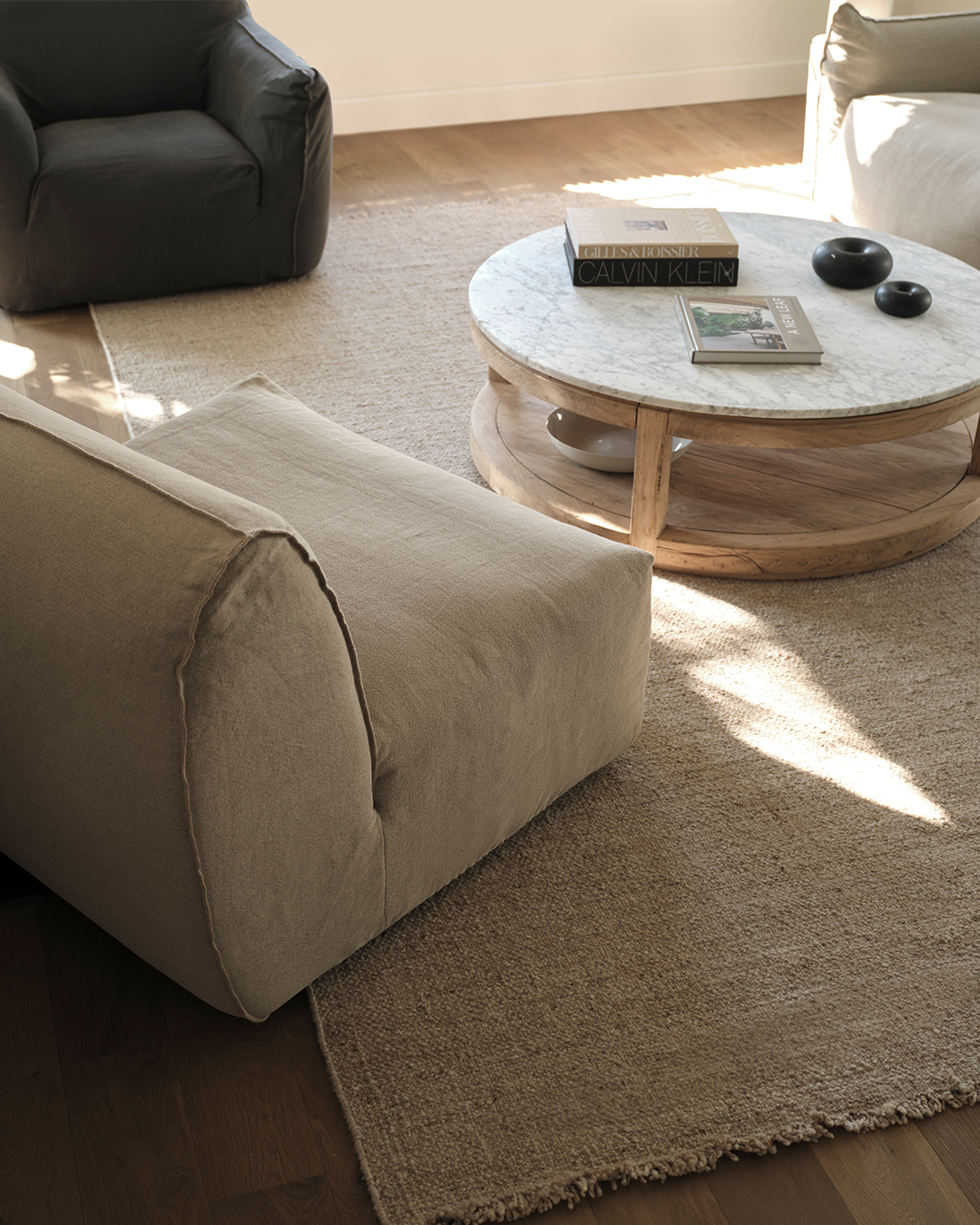 Axol Round Coffee Table