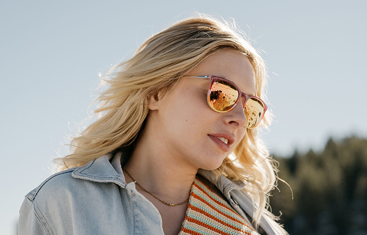 Sunglasses size on model