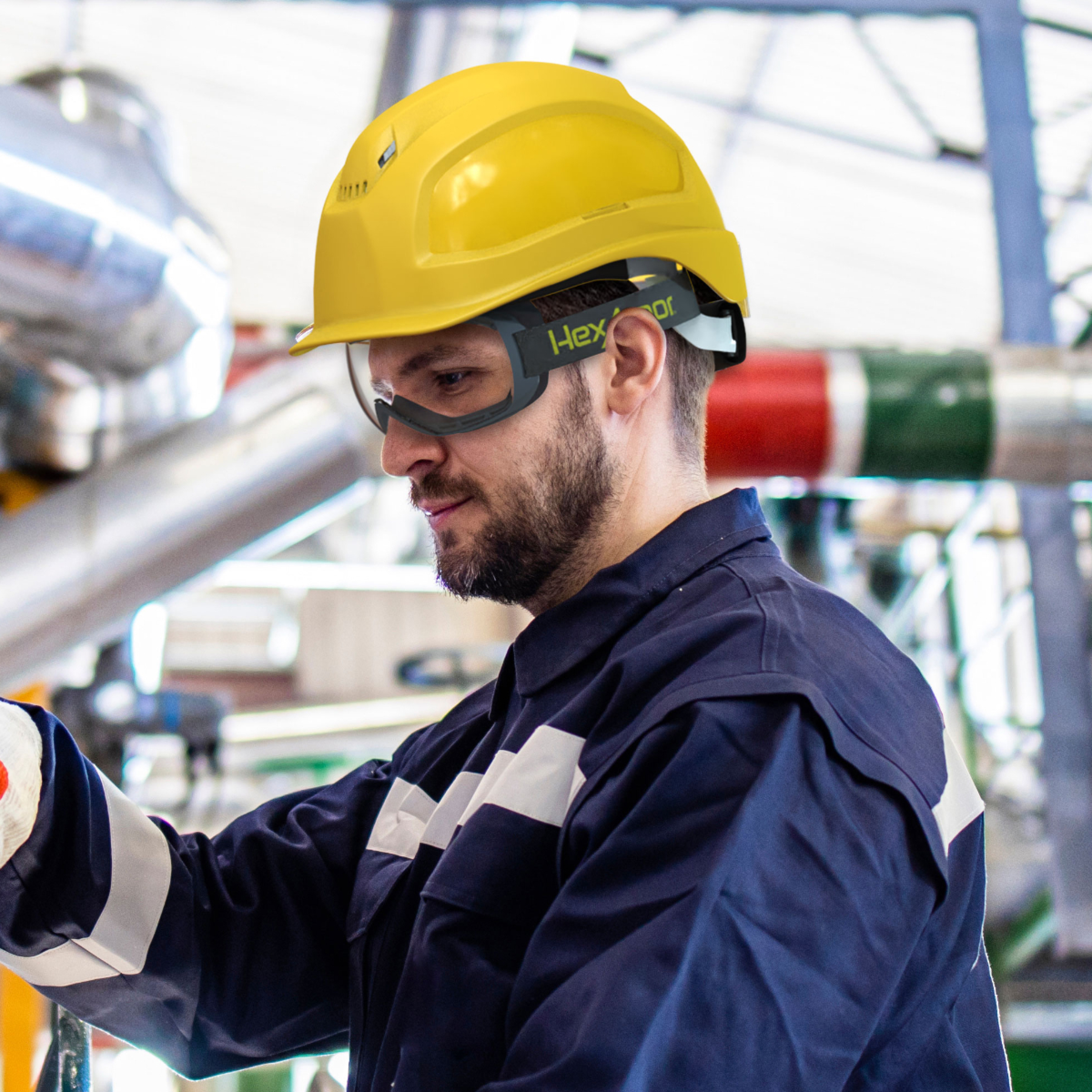 MAKE FOGGING AND SCRATCHING A DISTANT MEMORY