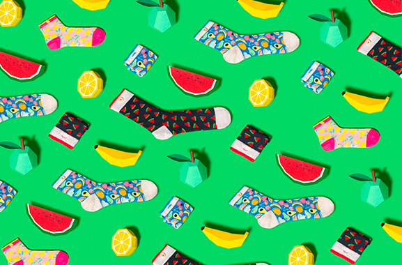 Cabaia Cabaïa réinvente les accessoires et vêtements pour les femmes, hommes et enfants : Bonnets, Sacs, Écharpes, Chaussettes, Serviettes de plage