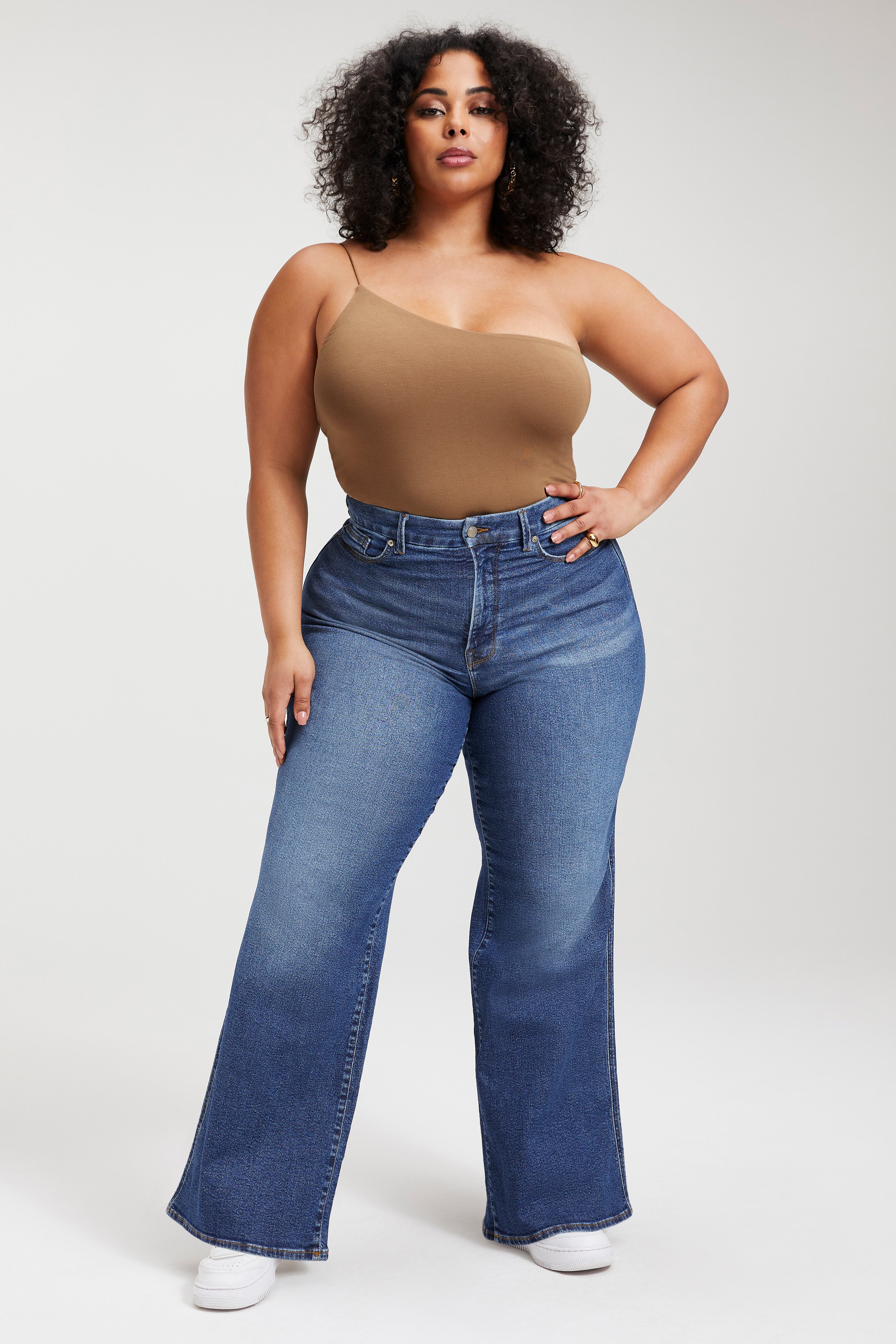GOOD TOUCH ONE SHOULDER '90s BODYSUIT in PECAN001 styled with our or ALWAYS FITS GOOD CLASSIC BOOT JEANS in DEEP BLUE004