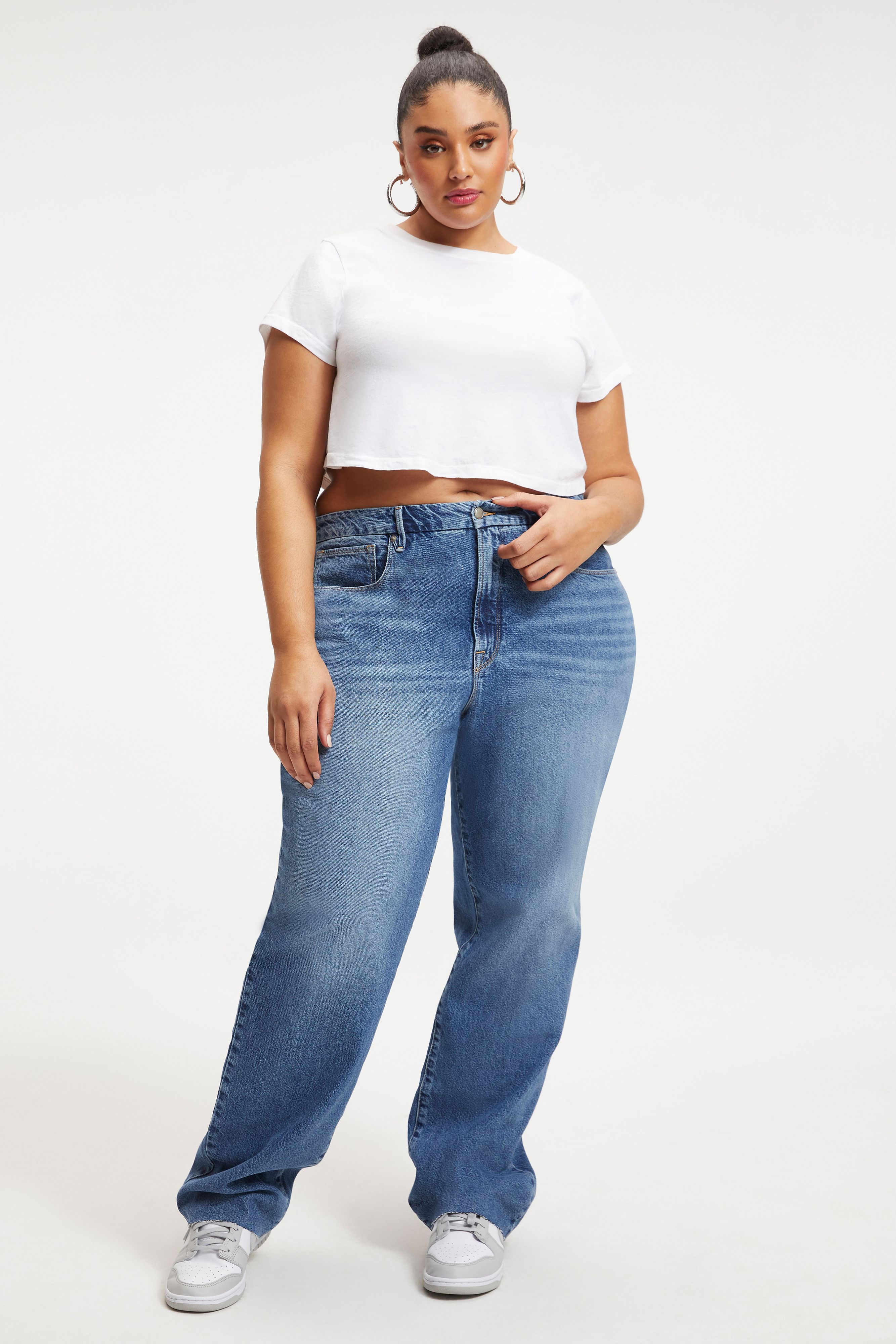 GOOD '90s LOOSE JEANS in INDIGO163 styled with our COTTON CROPPED TEE in WHITE001, COTTON CROPPED LONG SLEEVE TEE in WHITE001, or CORSET SHORT SLEEVE TEE in WHITE001