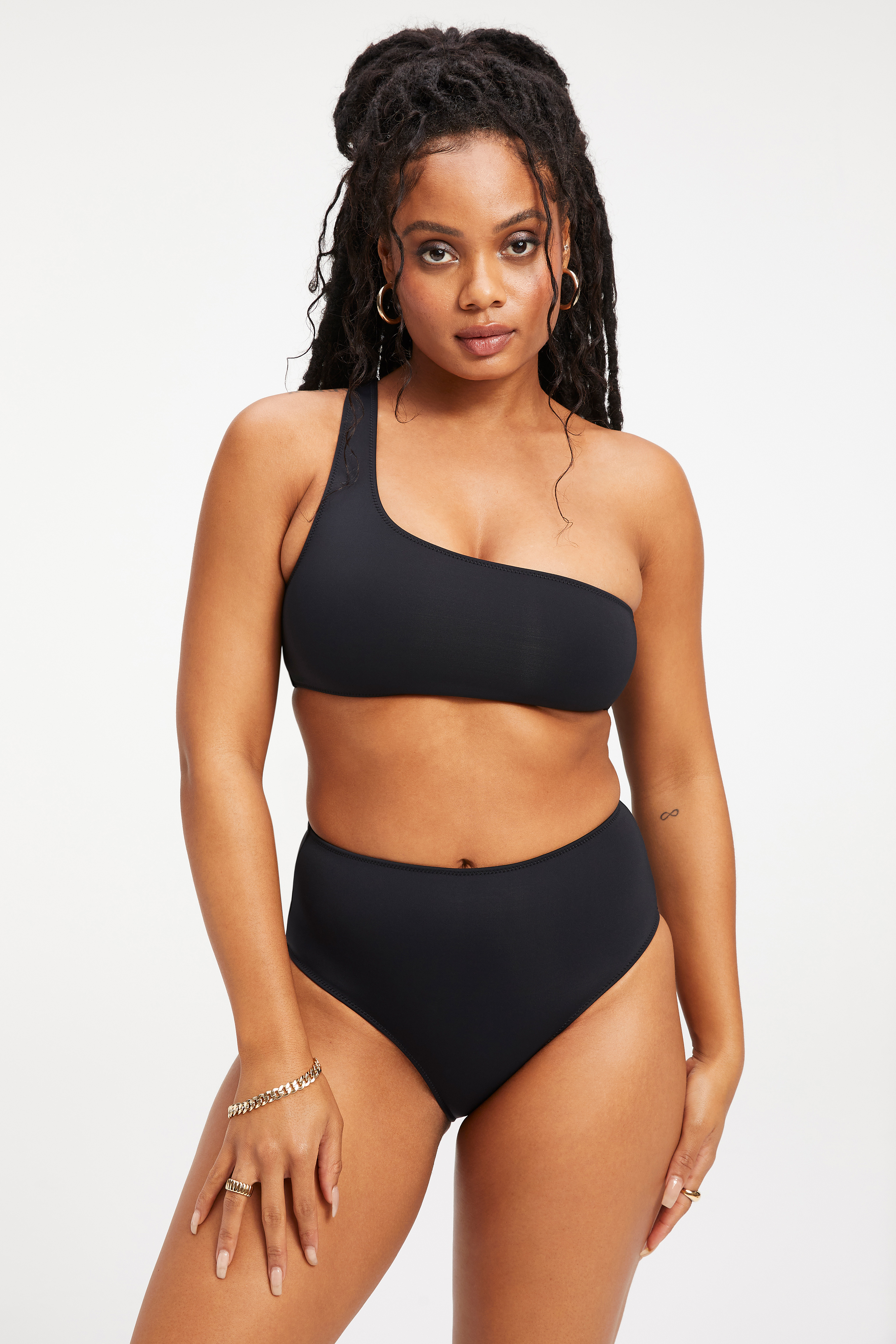 Styled With feature image for product GOOD COMPRESSION HOT SHOULDER TOP | BLACK001