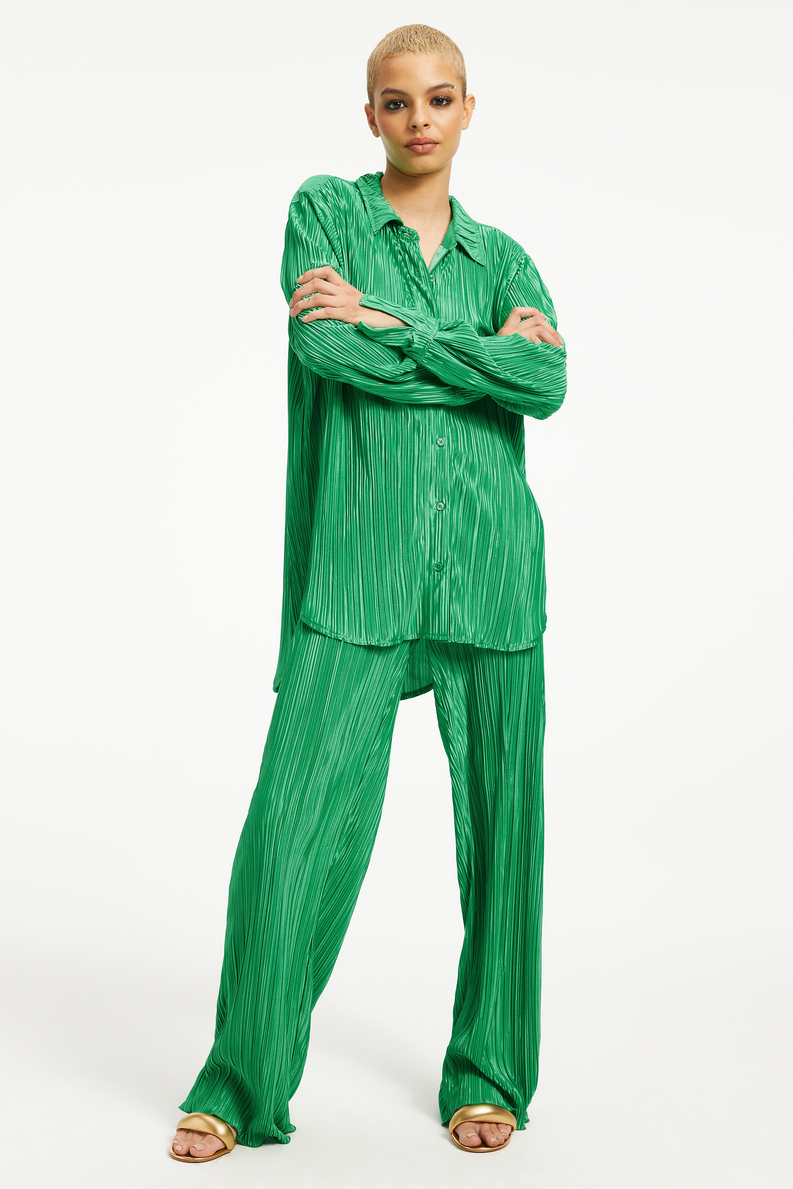 Styled With feature image for product ALWAYS FITS PLISSÉ SHIRT | SUMMER GREEN002